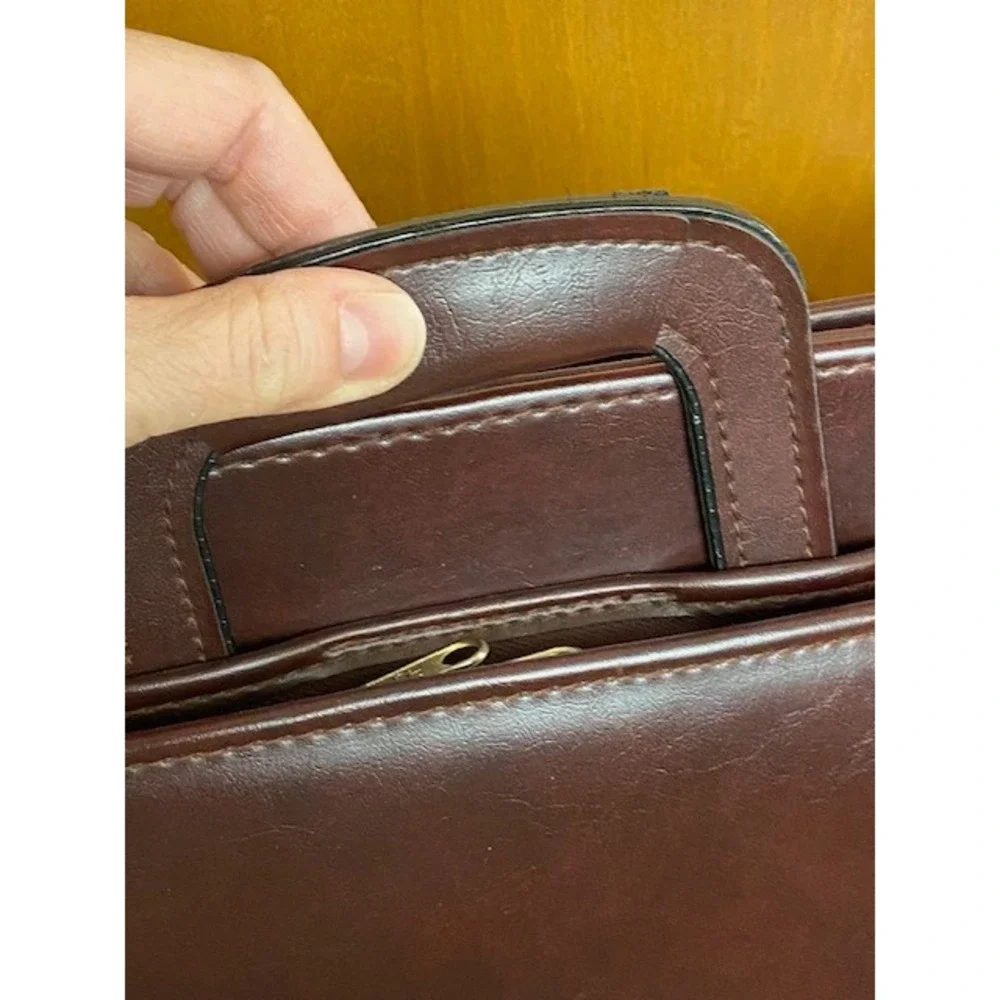 Vintage Ampad Burgundy Faux Leather Briefcase Messenger Bag Retractable Handles